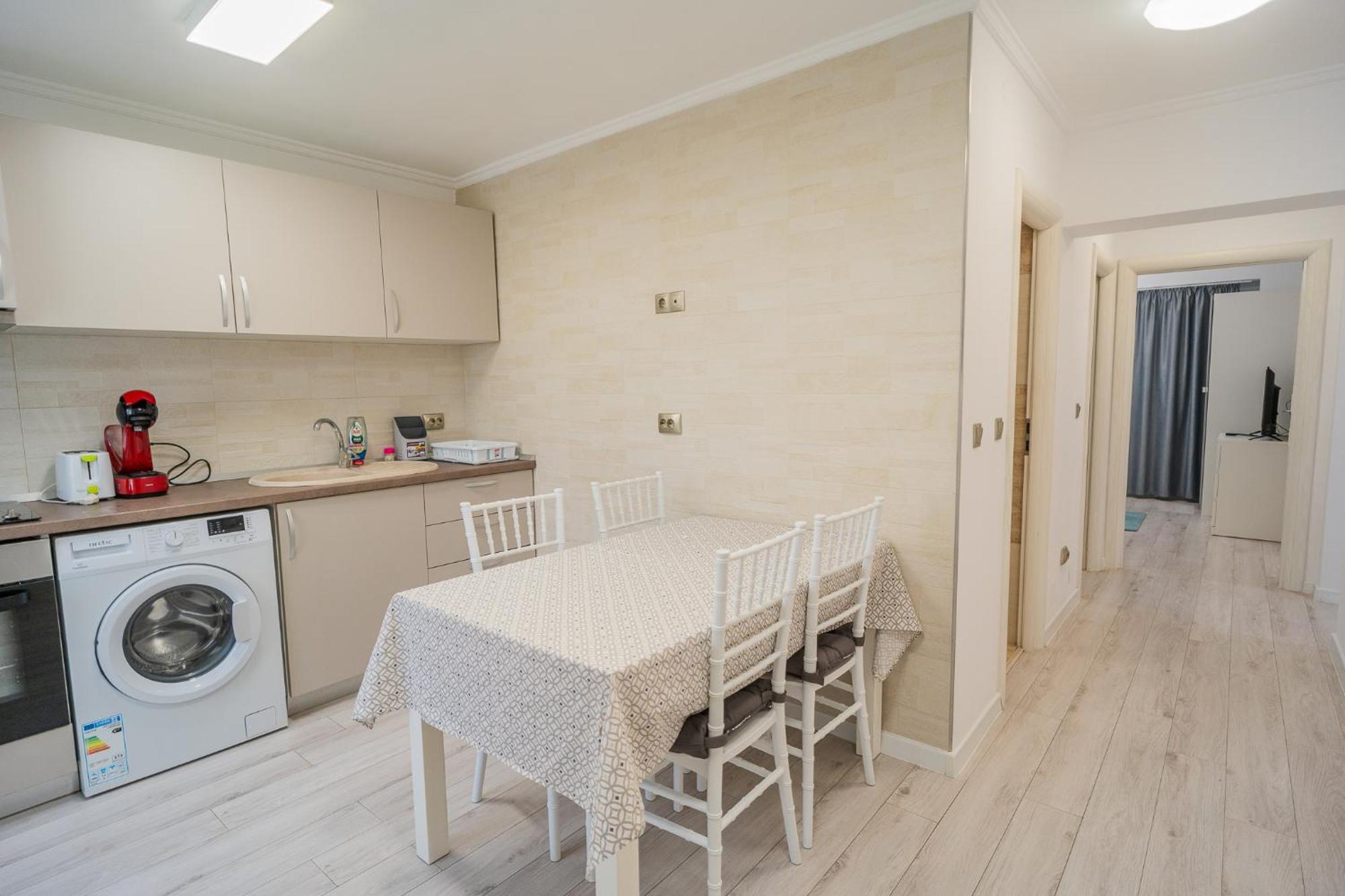 Luxury 2Br On Decebal Avenue Apartment Bukares Bagian luar foto
