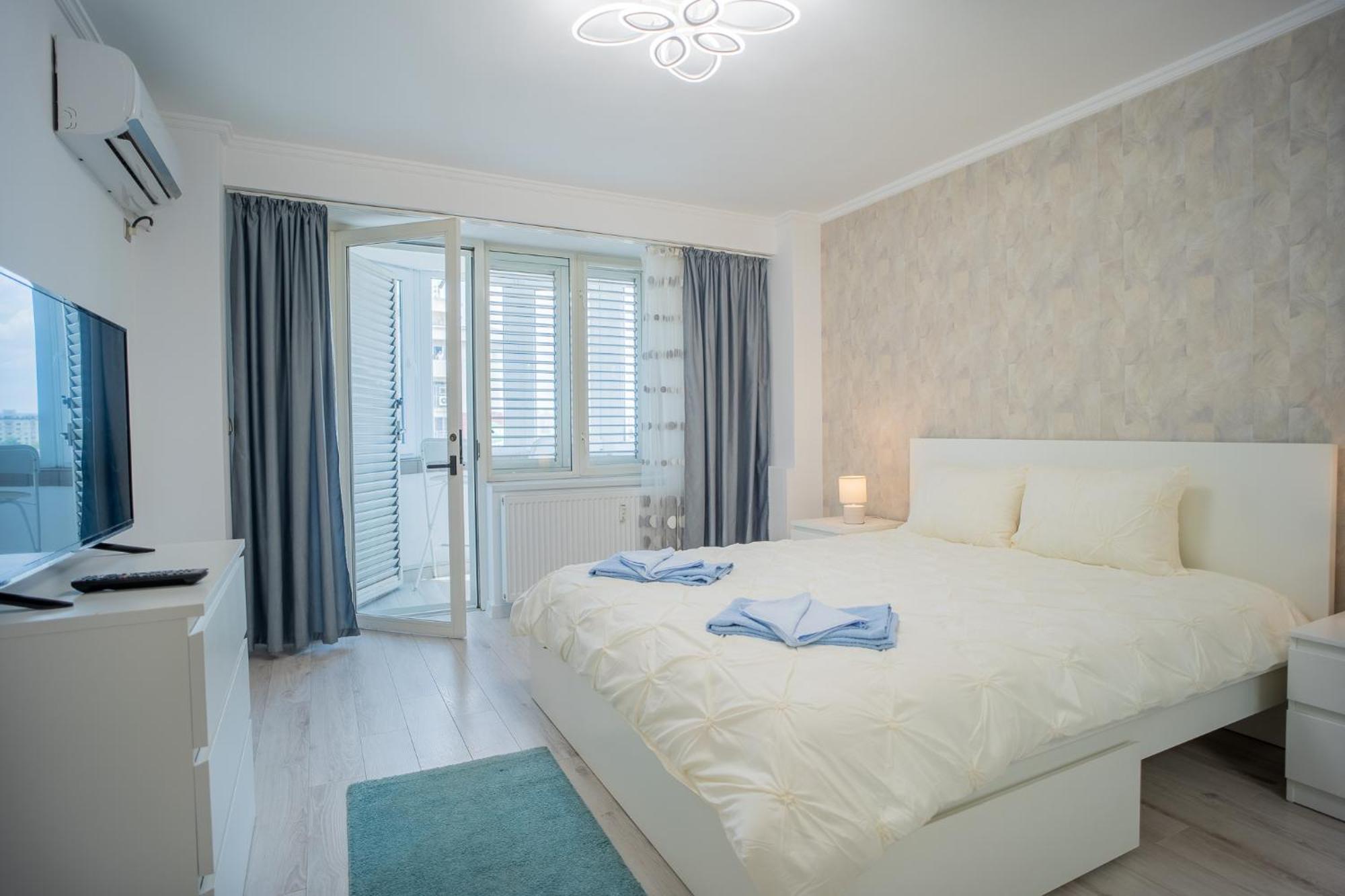 Luxury 2Br On Decebal Avenue Apartment Bukares Bagian luar foto