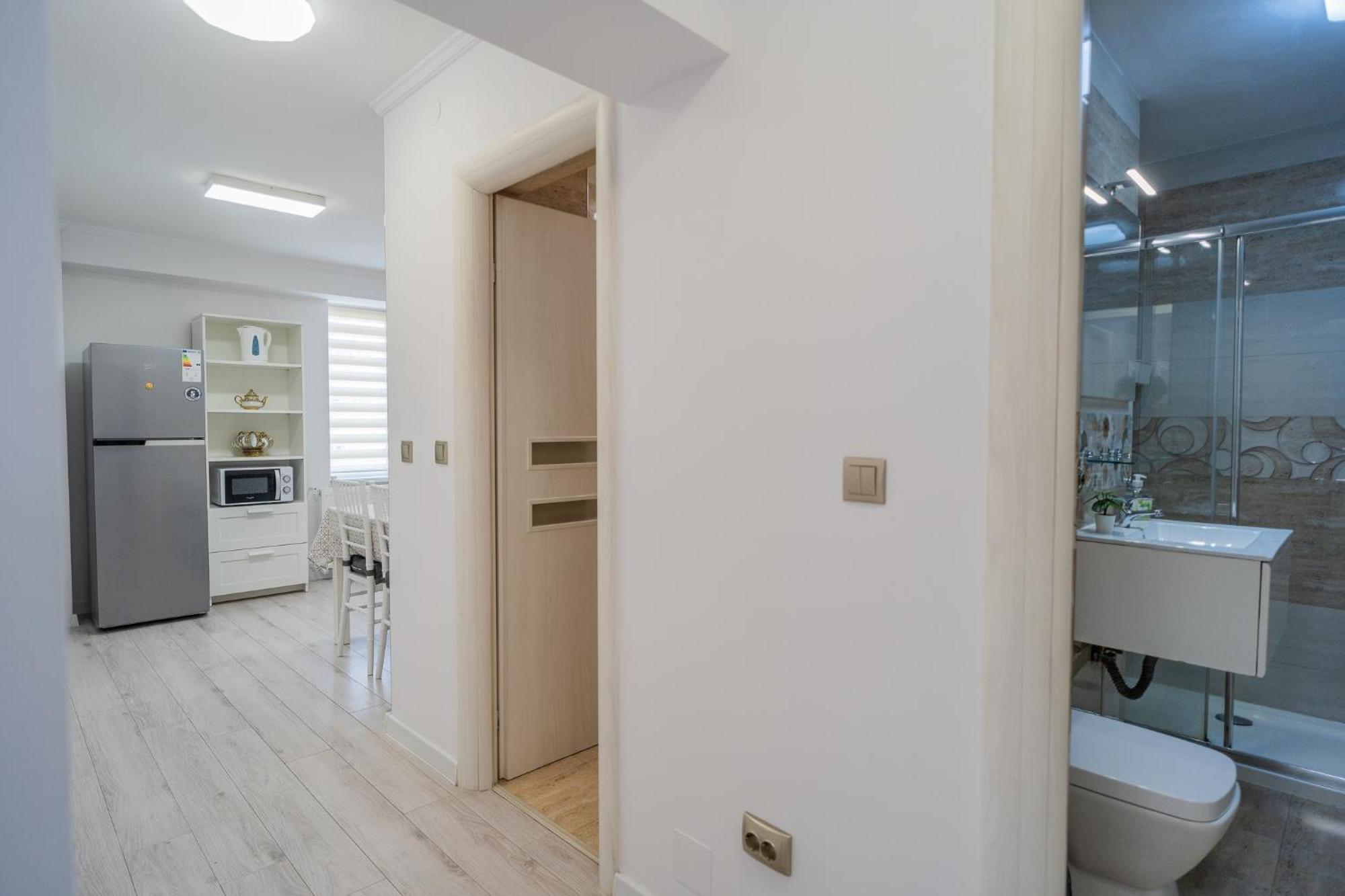 Luxury 2Br On Decebal Avenue Apartment Bukares Bagian luar foto