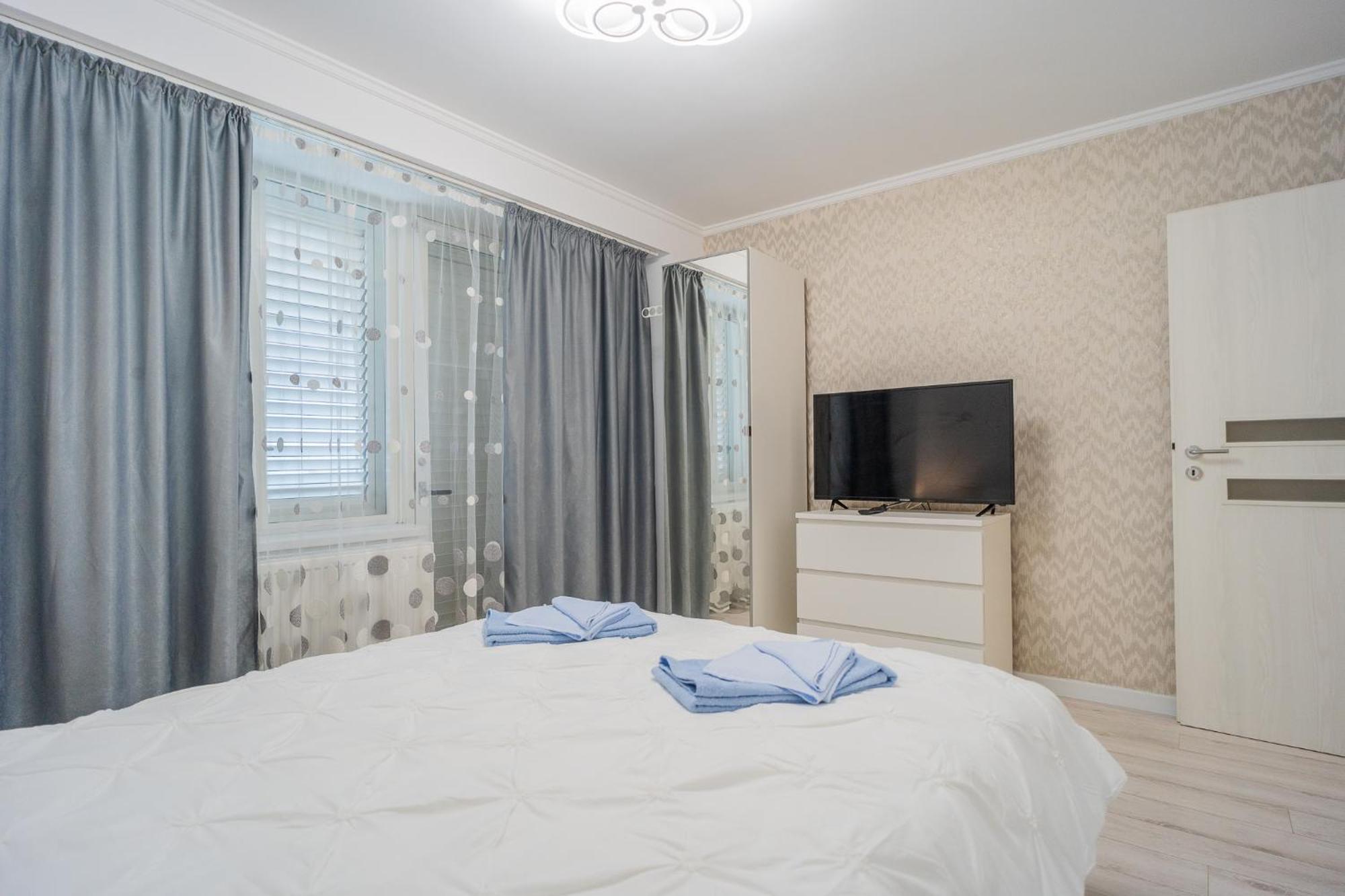 Luxury 2Br On Decebal Avenue Apartment Bukares Bagian luar foto